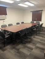 Days Inn & Conference Centre by Wyndham Camrose Norsemen