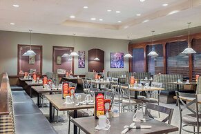 Days Inn & Conference Centre by Wyndham Camrose Norsemen