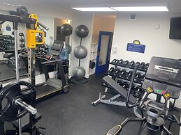 Days Inn & Conference Centre by Wyndham Camrose Norsemen