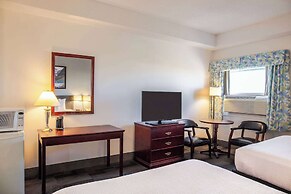 Days Inn & Conference Centre by Wyndham Camrose Norsemen