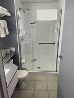 Days Inn & Conference Centre by Wyndham Camrose Norsemen