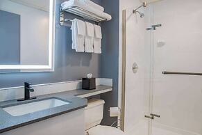 Days Inn & Conference Centre by Wyndham Camrose Norsemen