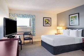 Days Inn & Conference Centre by Wyndham Camrose Norsemen