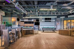 Days Inn & Conference Centre by Wyndham Camrose Norsemen