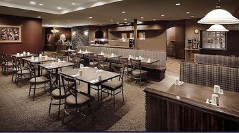 Days Inn & Conference Centre by Wyndham Camrose Norsemen