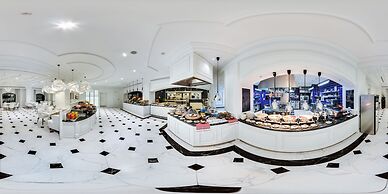 Fairmont Grand Hotel Kyiv