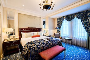 Fairmont Grand Hotel Kyiv