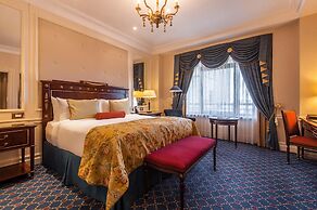Fairmont Grand Hotel Kyiv