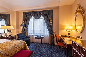 Fairmont Grand Hotel Kyiv