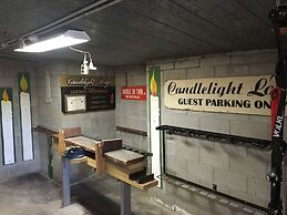 Candlelight Lodge