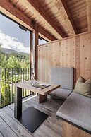 Christof Hotel