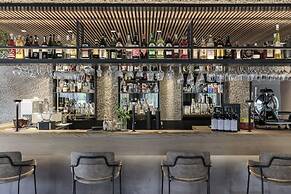 Christof Hotel