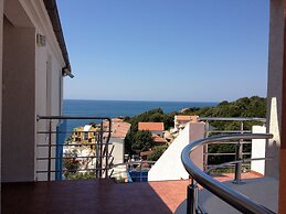 Apartments De Lara