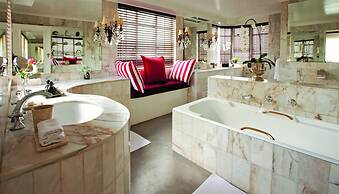 The Residence Boutique Hotel