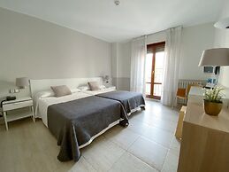 Hotel Río Arga