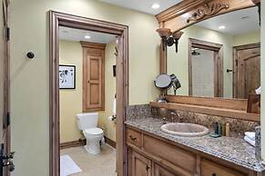 Deer Valley's Signature Collection