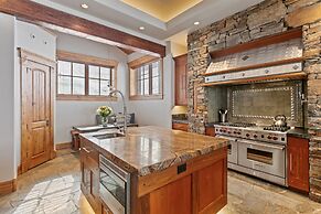 Deer Valley's Signature Collection