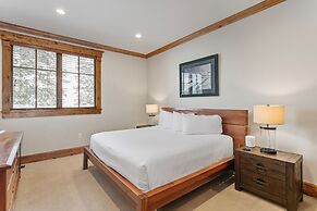 Deer Valley's Signature Collection