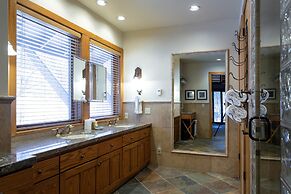 Deer Valley's Signature Collection