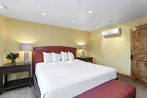 Deer Valley's Signature Collection