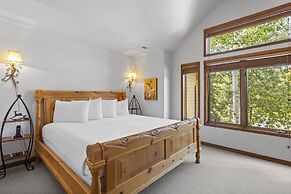 Deer Valley's Signature Collection