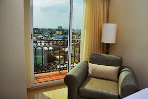Astur Hotel y Suites