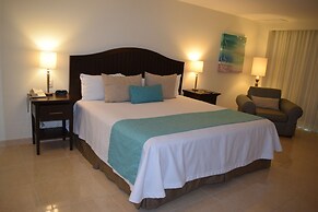 Astur Hotel y Suites