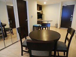 Astur Hotel y Suites