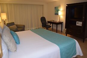 Astur Hotel y Suites