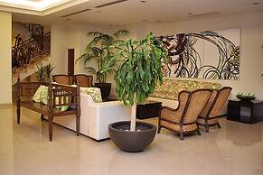 Astur Hotel y Suites