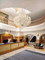 Spa & Resort Bachmair Weissach, LUXURY FAMILY RESORT