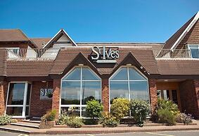 St Ives Hotel