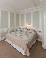 La Piette Hotel