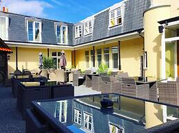 La Piette Hotel