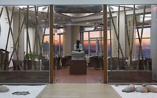 Atrium Platinum Luxury Resort Hotel & Spa