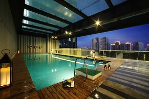 Rhombus Park Aura Chengdu Hotel