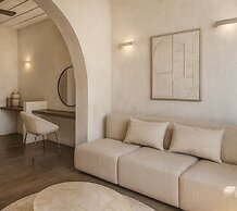 Tholaria Boutique Hotel