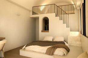 Tholaria Boutique Hotel