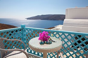 Tholaria Boutique Hotel