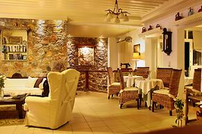 Tholaria Boutique Hotel