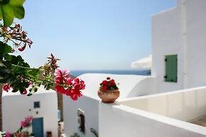 Tholaria Boutique Hotel