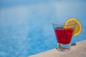 Tholaria Boutique Hotel