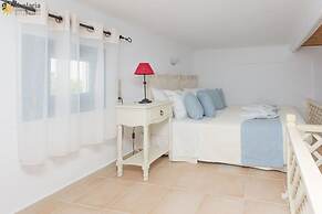 Tholaria Boutique Hotel