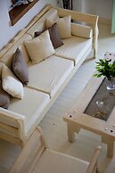 Tholaria Boutique Hotel