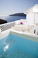 Tholaria Boutique Hotel