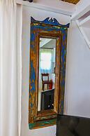 Tholaria Boutique Hotel