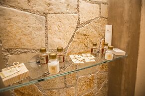 Tholaria Boutique Hotel