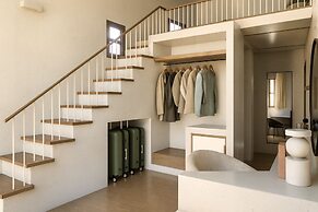 Tholaria Boutique Hotel