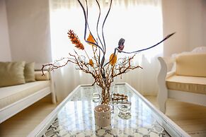 Tholaria Boutique Hotel