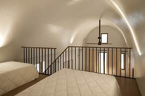 Tholaria Boutique Hotel